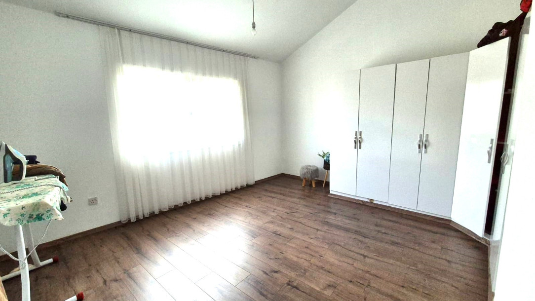 3+1 Detached House For Sale In Gönyeli Area!-8