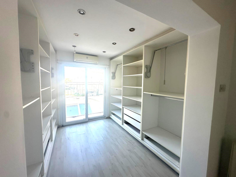 3+1 Penthouse with Central Heating and Fireplace in Gönyeli Area!-7