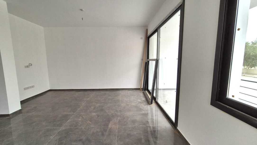 2+1-Gelegenheits-Wohnung in der Region Nikosia Yenikent!-2