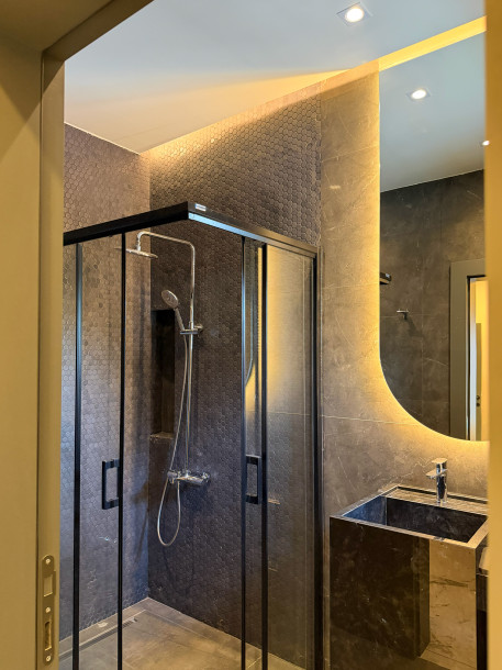 Satılık 4+1  Oyun odası , Sinema odası , özel fitness ve Sauna ,  terasta yaşam alanı Süper Lüks Villa – Girne Ozanköy–-15