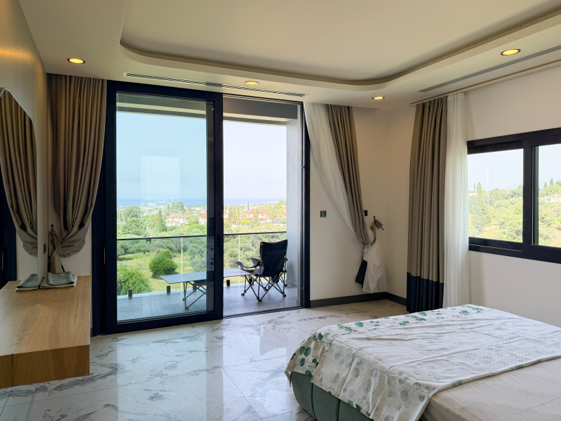 Satılık 4+1  Oyun odası , Sinema odası , özel fitness ve Sauna ,  terasta yaşam alanı Süper Lüks Villa – Girne Ozanköy–-16