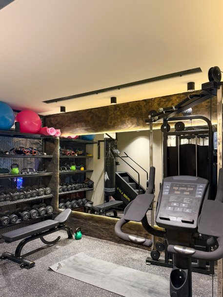Satılık 4+1  Oyun odası , Sinema odası , özel fitness ve Sauna ,  terasta yaşam alanı Süper Lüks Villa – Girne Ozanköy–-21