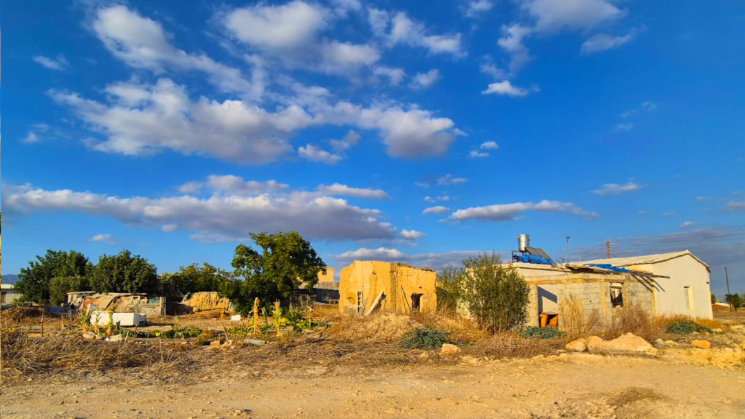 House and Land for Sale in the Aslanköy Area!-1